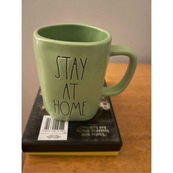 Rae Dunn STAY AT HOME - PLANT MOM Mug - Picture 1 of 2